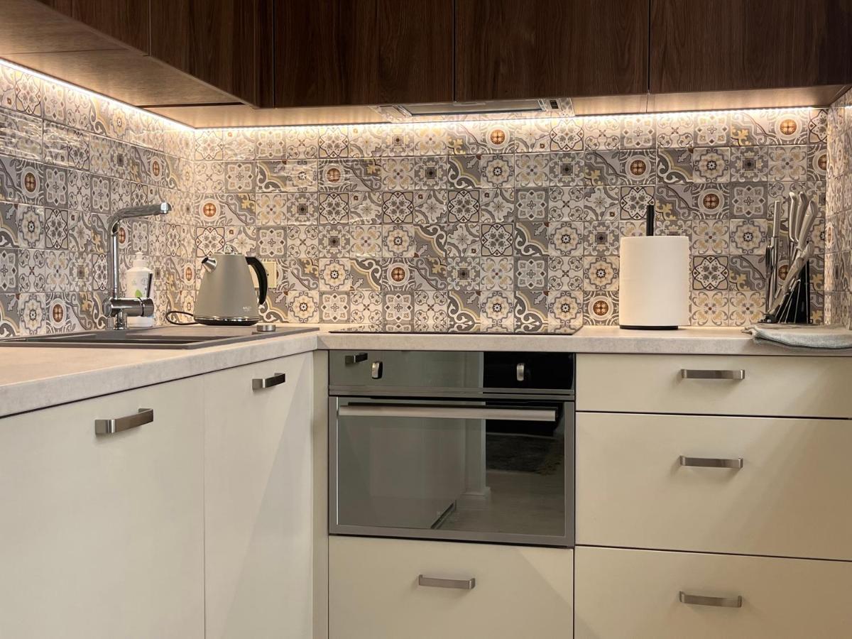 Luxuria Modern Apartments - Self Check-In Šiauliai 외부 사진